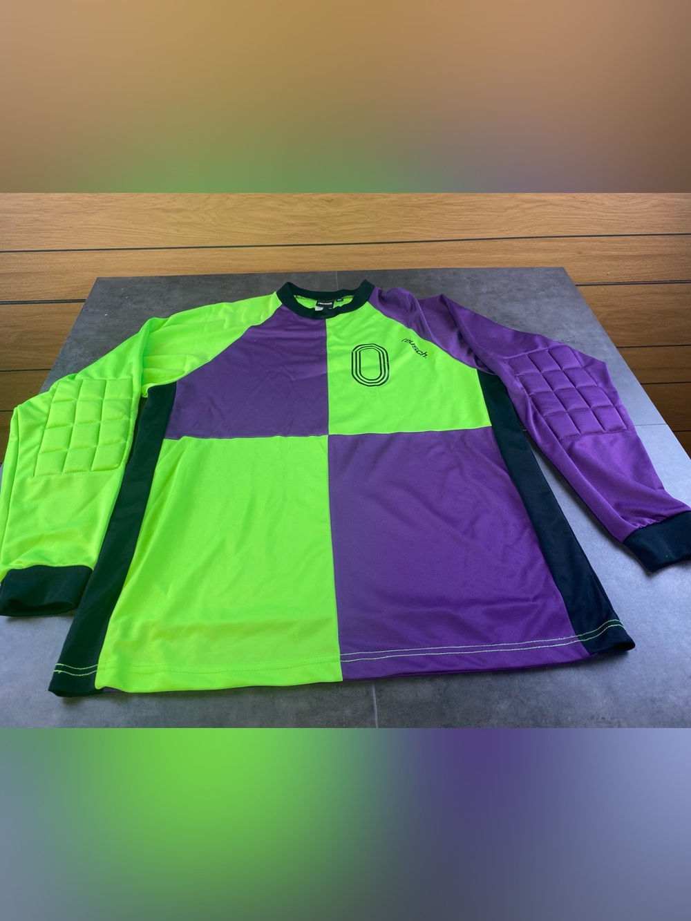 VTG Reusch Golhero Men's Green/Purple Padded Sleeve Soccer Jersey-Large